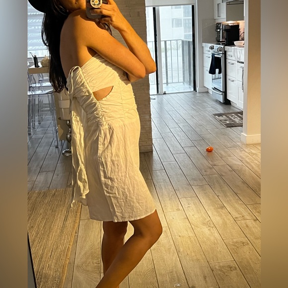 NWT Lioness White Strapless Dress - Picture 2 of 3